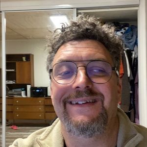 Meet your Posher, Joshua